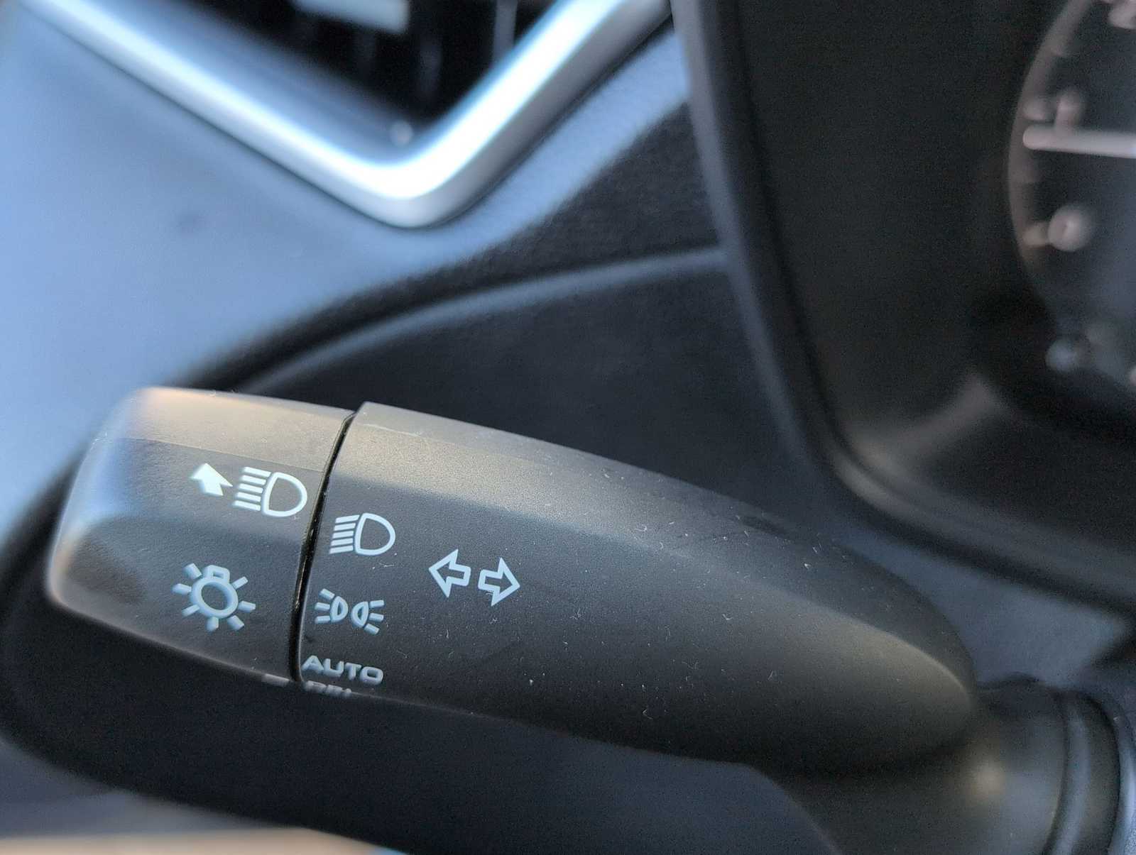 Thumbnail: 2024 Toyota Corolla Cross - 27