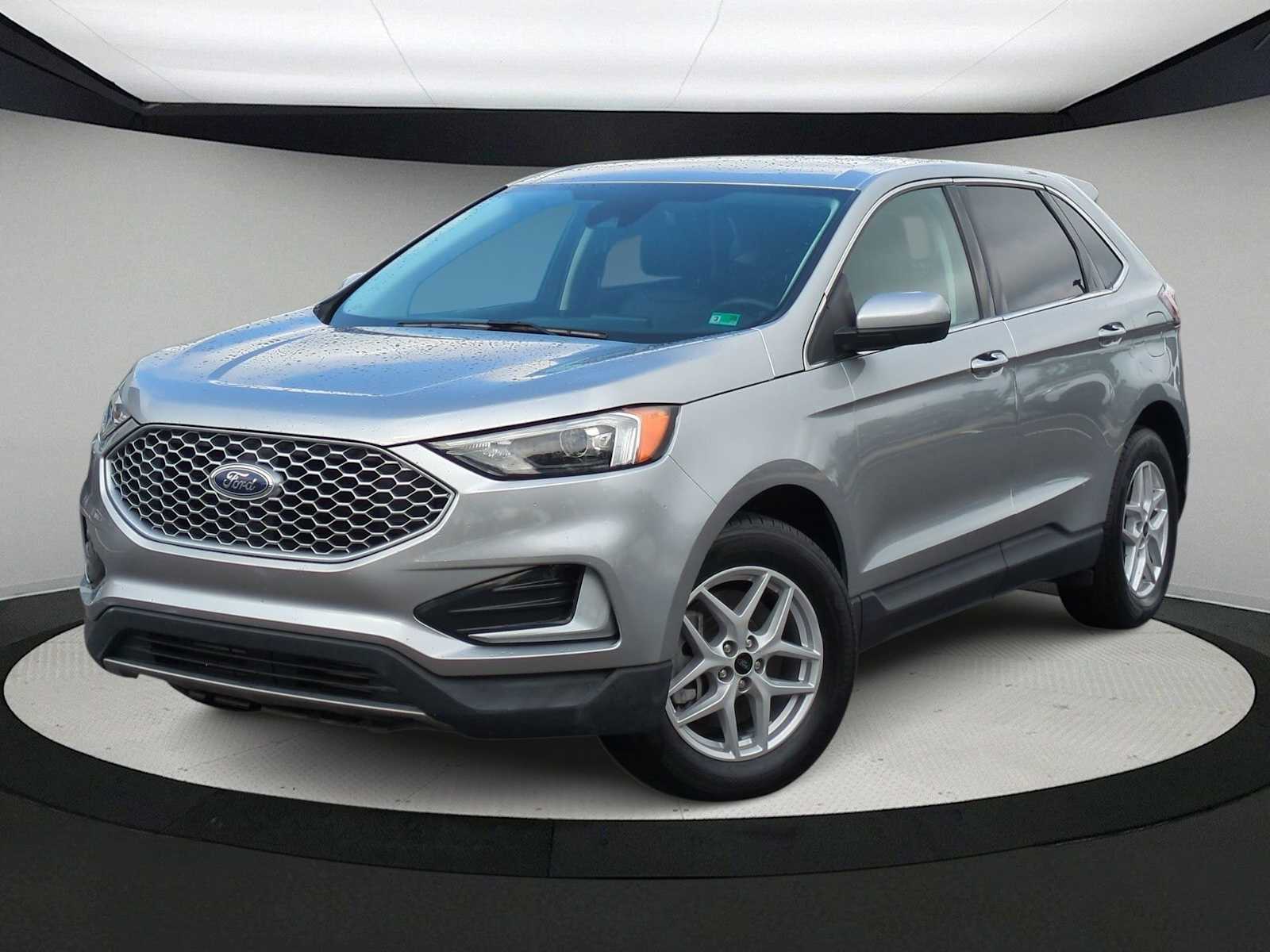 2023 Ford Edge
