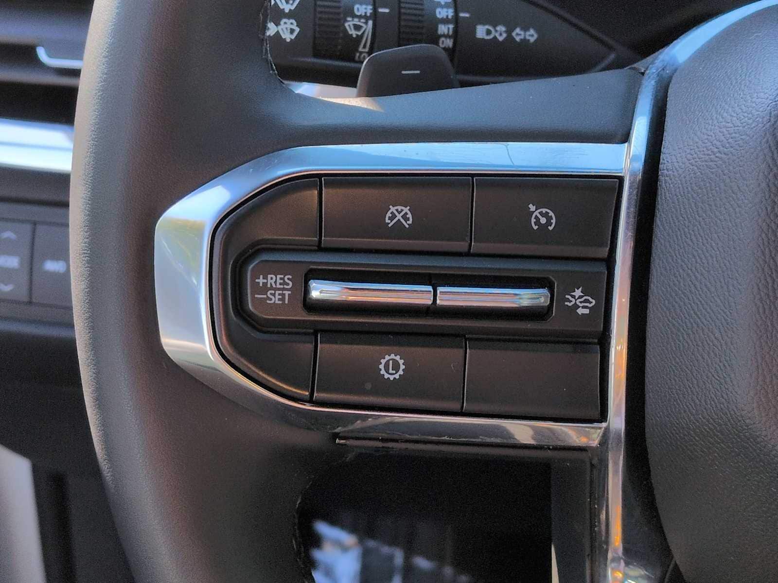 Thumbnail: 2024 GMC Acadia - 24