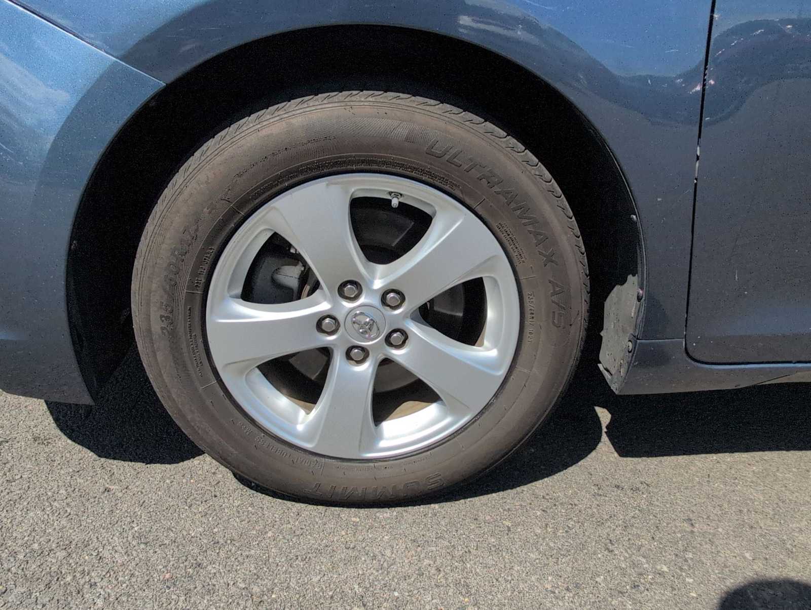 Thumbnail: 2014 Toyota Sienna - 14