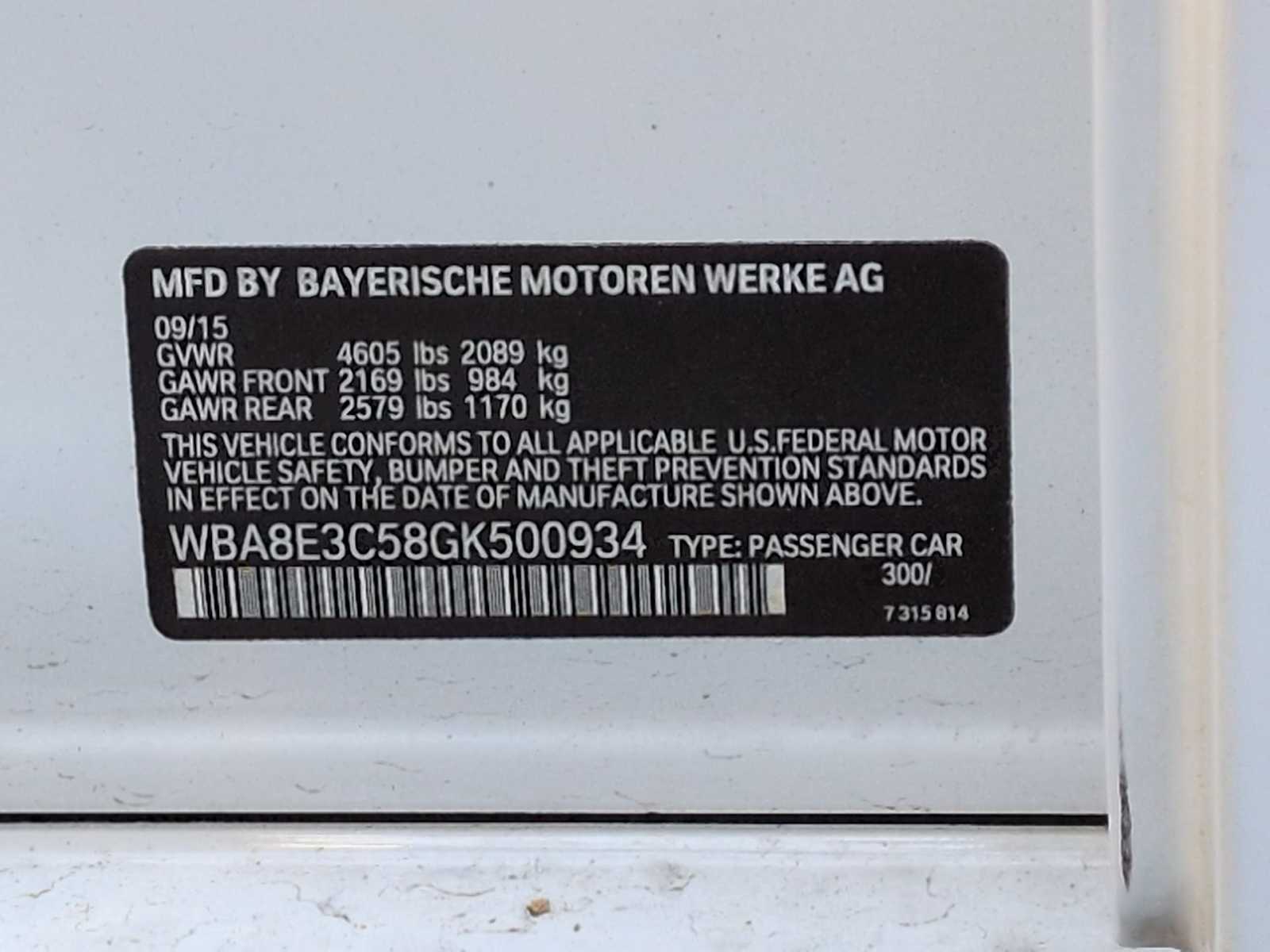 Thumbnail: 2016 BMW 3 Series - 36