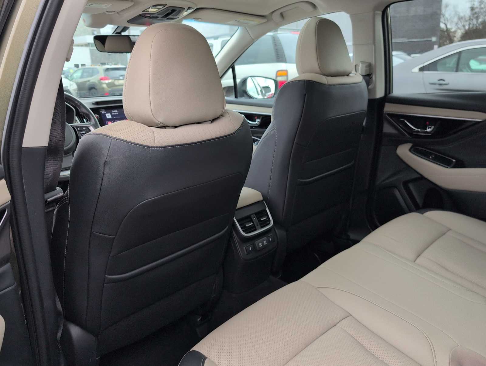 Thumbnail: 2022 Subaru Outback - 18