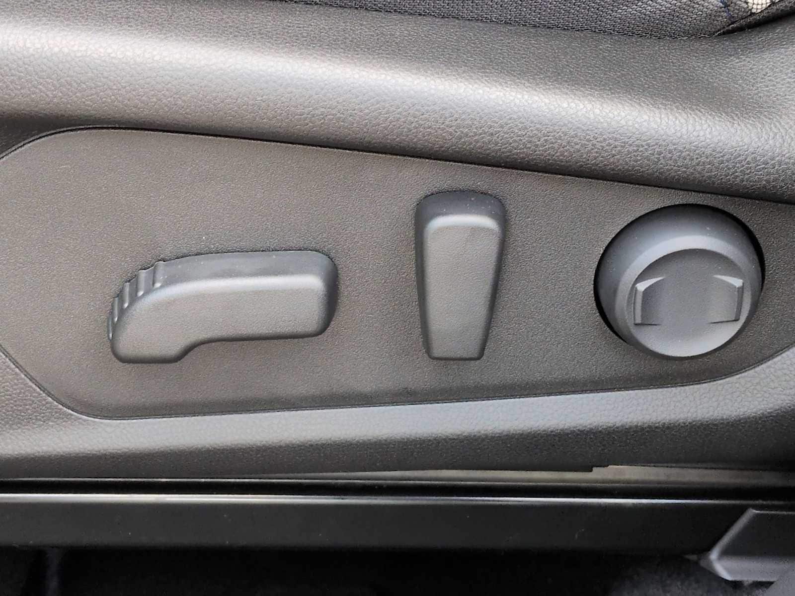 Thumbnail: 2025 Subaru Forester - 18