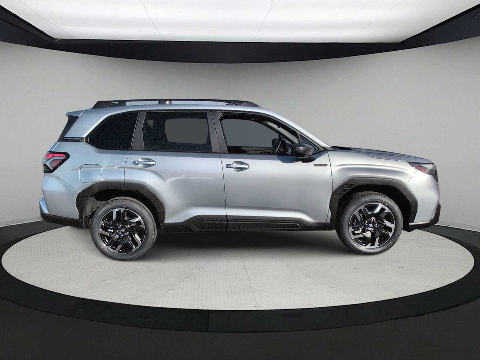 Thumbnail: 2025 Subaru Forester - 9