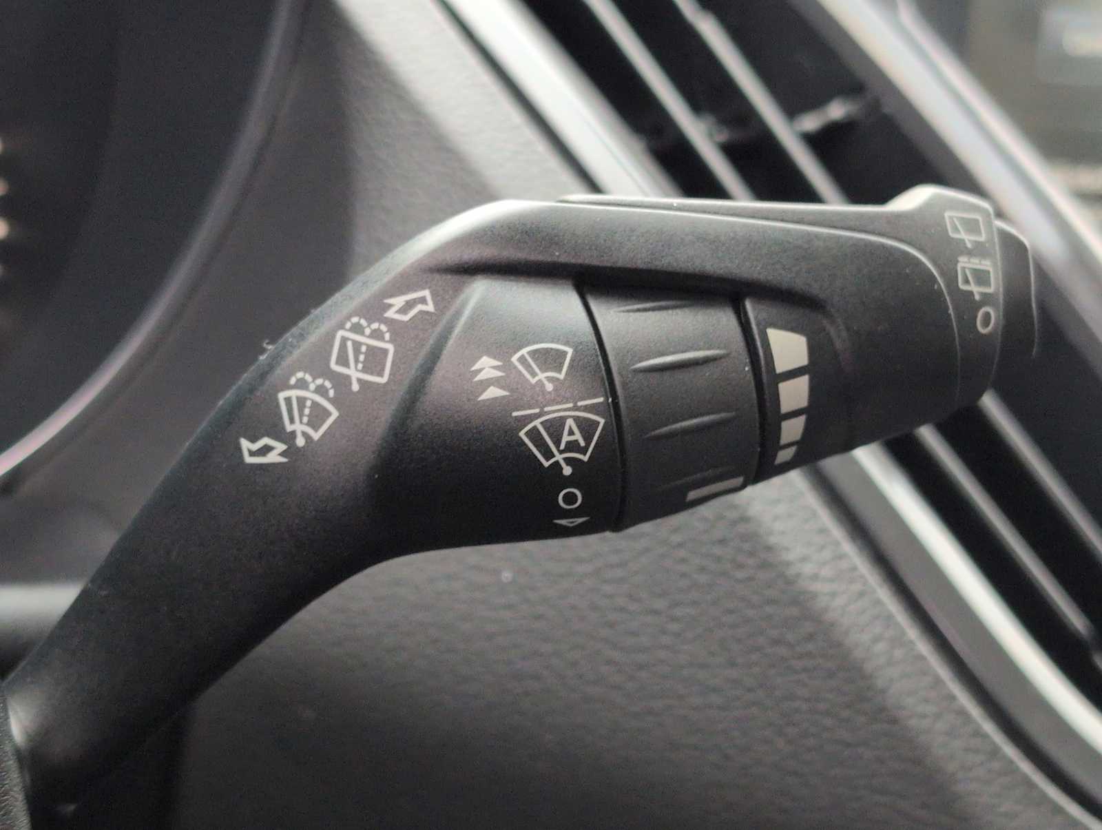 Thumbnail: 2014 Ford Escape - 25