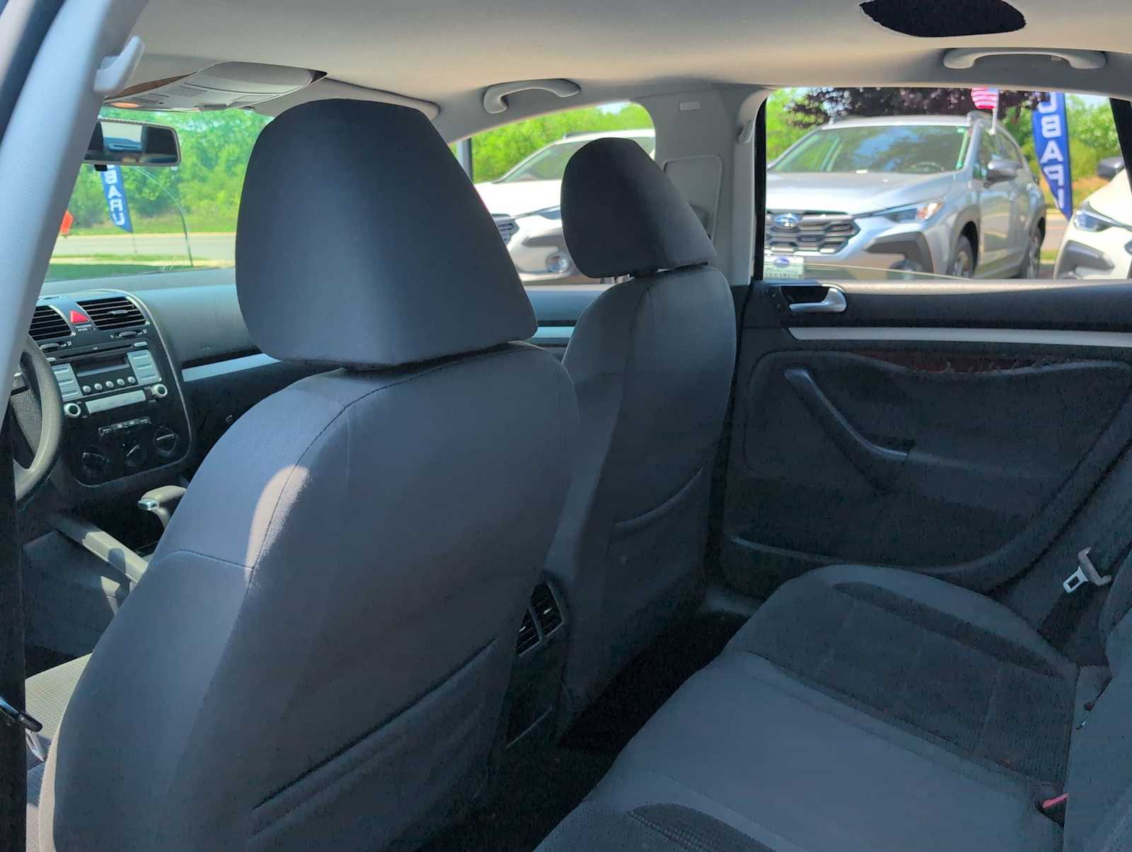 Thumbnail: 2009 Volkswagen Jetta - 17