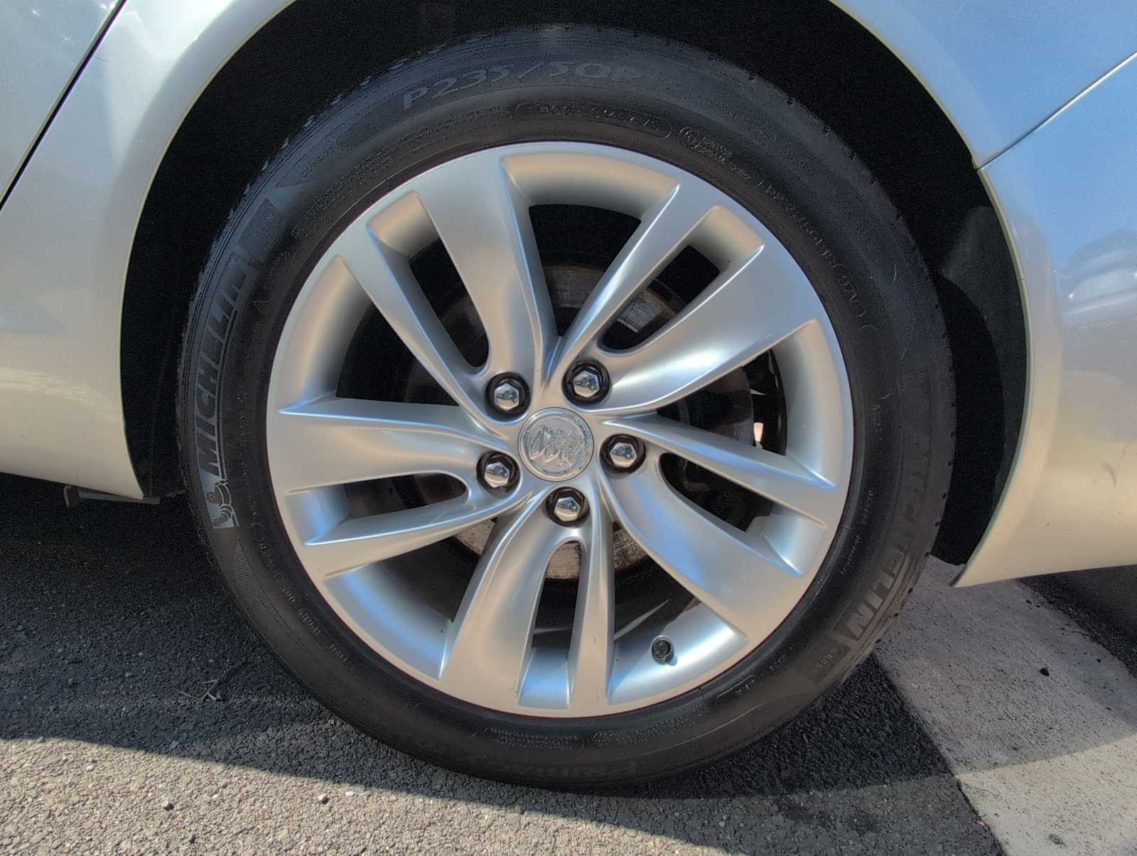 Thumbnail: 2014 Buick Regal - 14