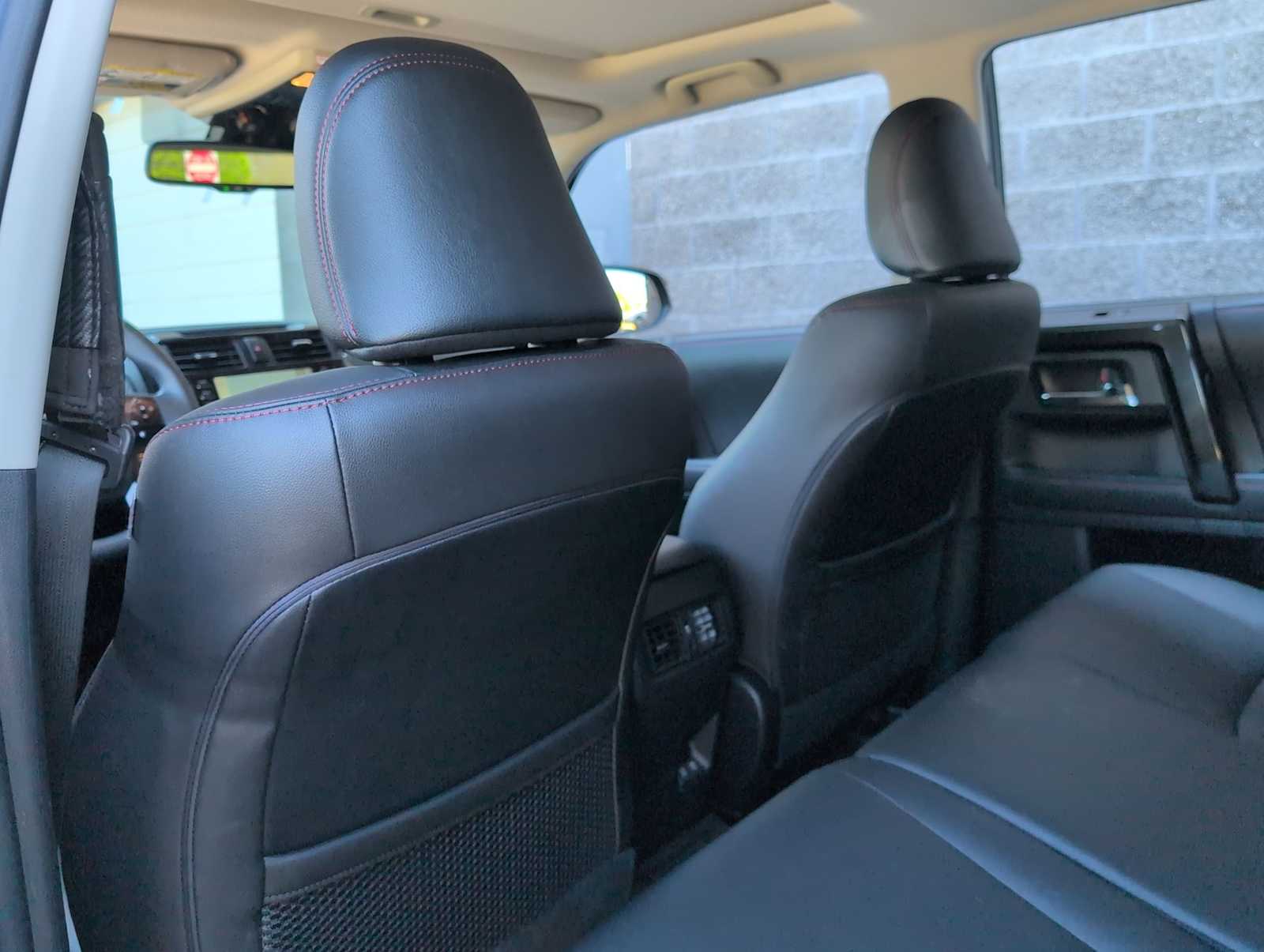 Thumbnail: 2022 Toyota 4Runner - 18