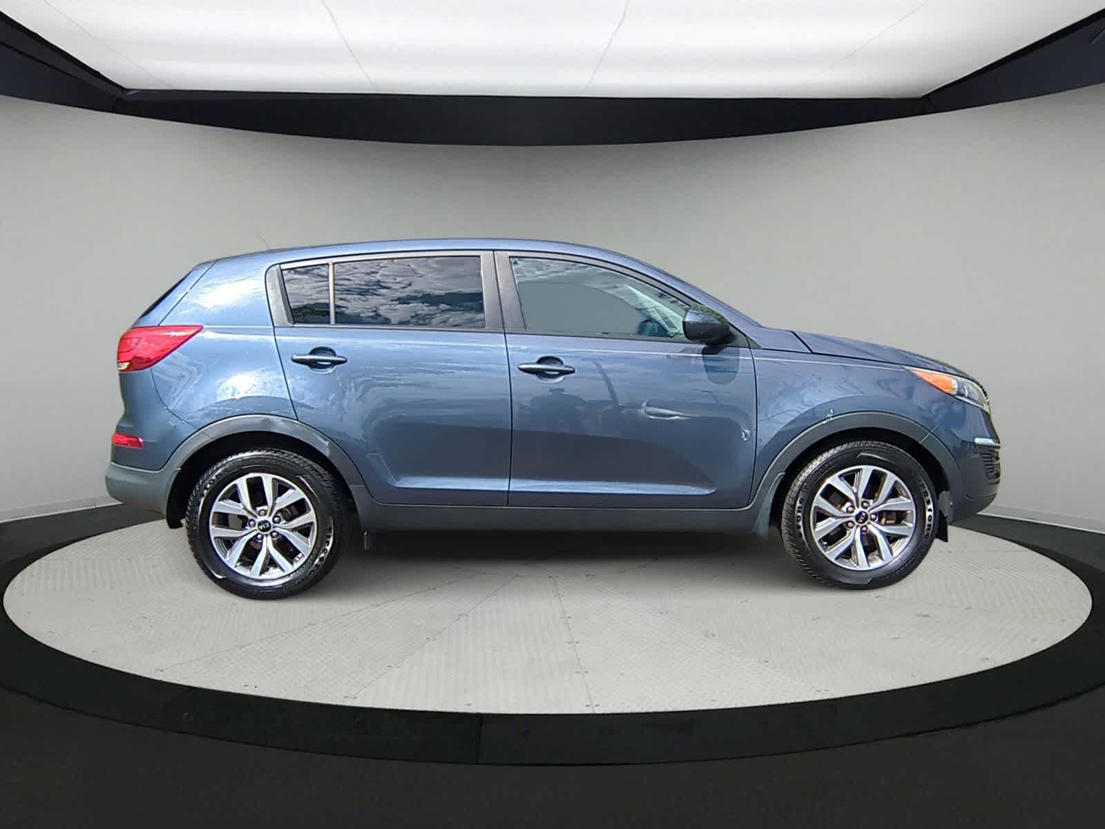 Thumbnail: 2015 Kia Sportage - 9