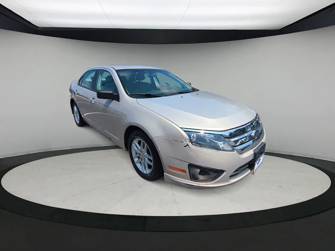 Thumbnail: 2010 Ford Fusion - 2