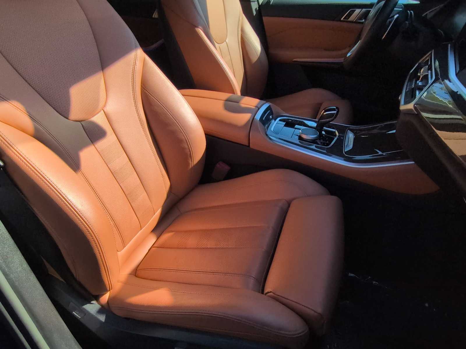 Thumbnail: 2022 BMW X5 - 22