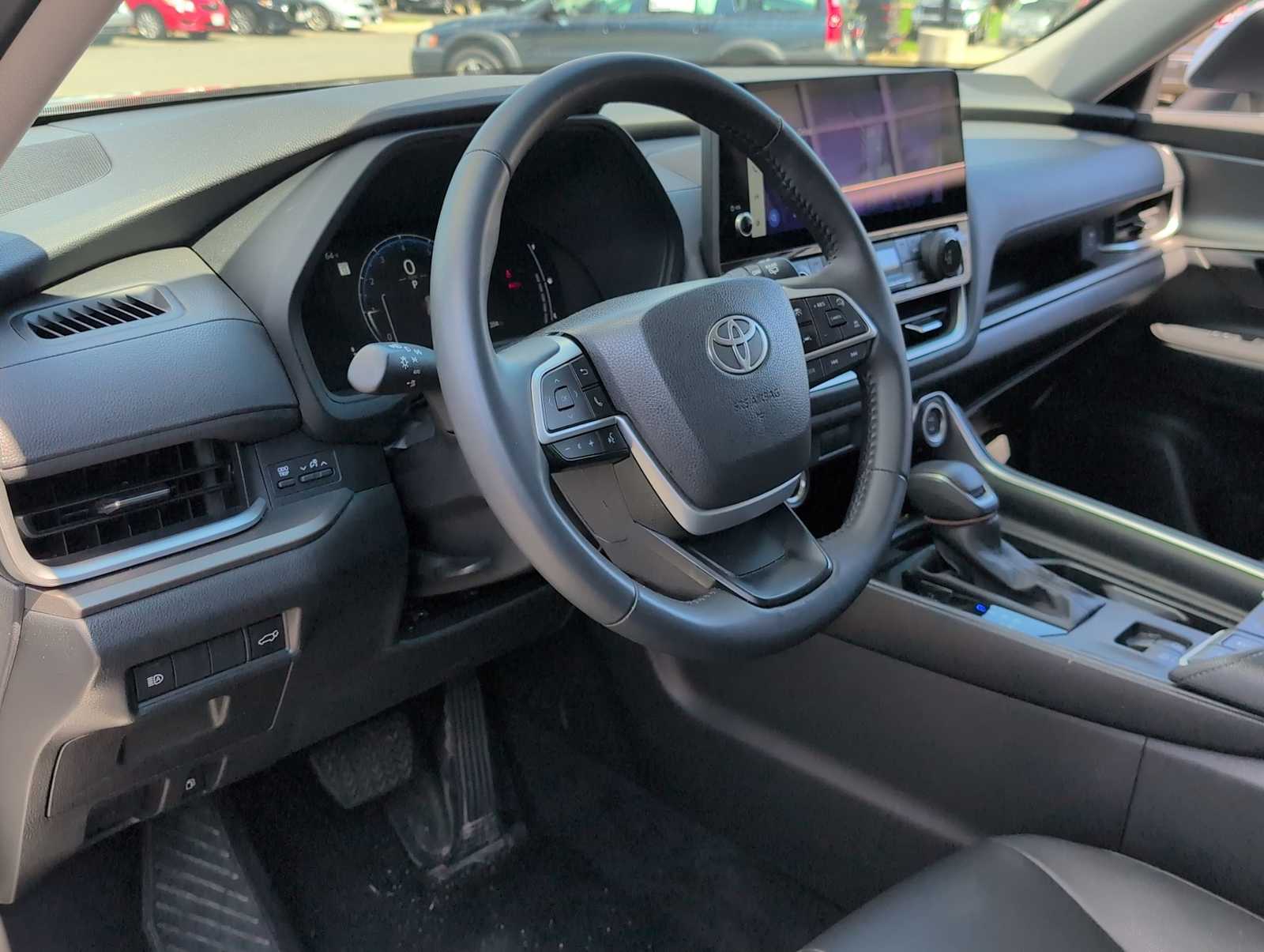 Thumbnail: 2025 Toyota Grand Highlander - 10