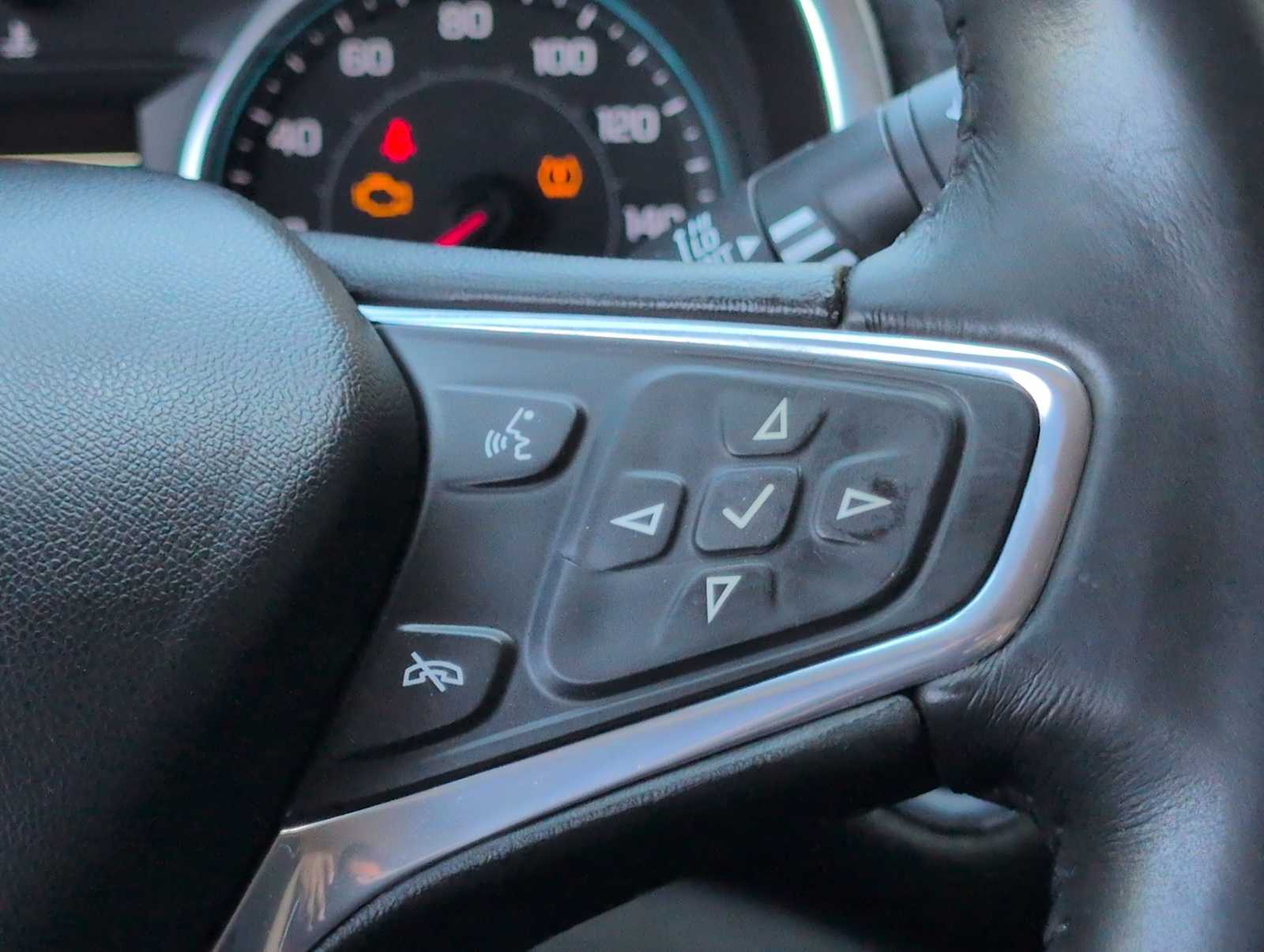 Thumbnail: 2016 Chevrolet Malibu - 24
