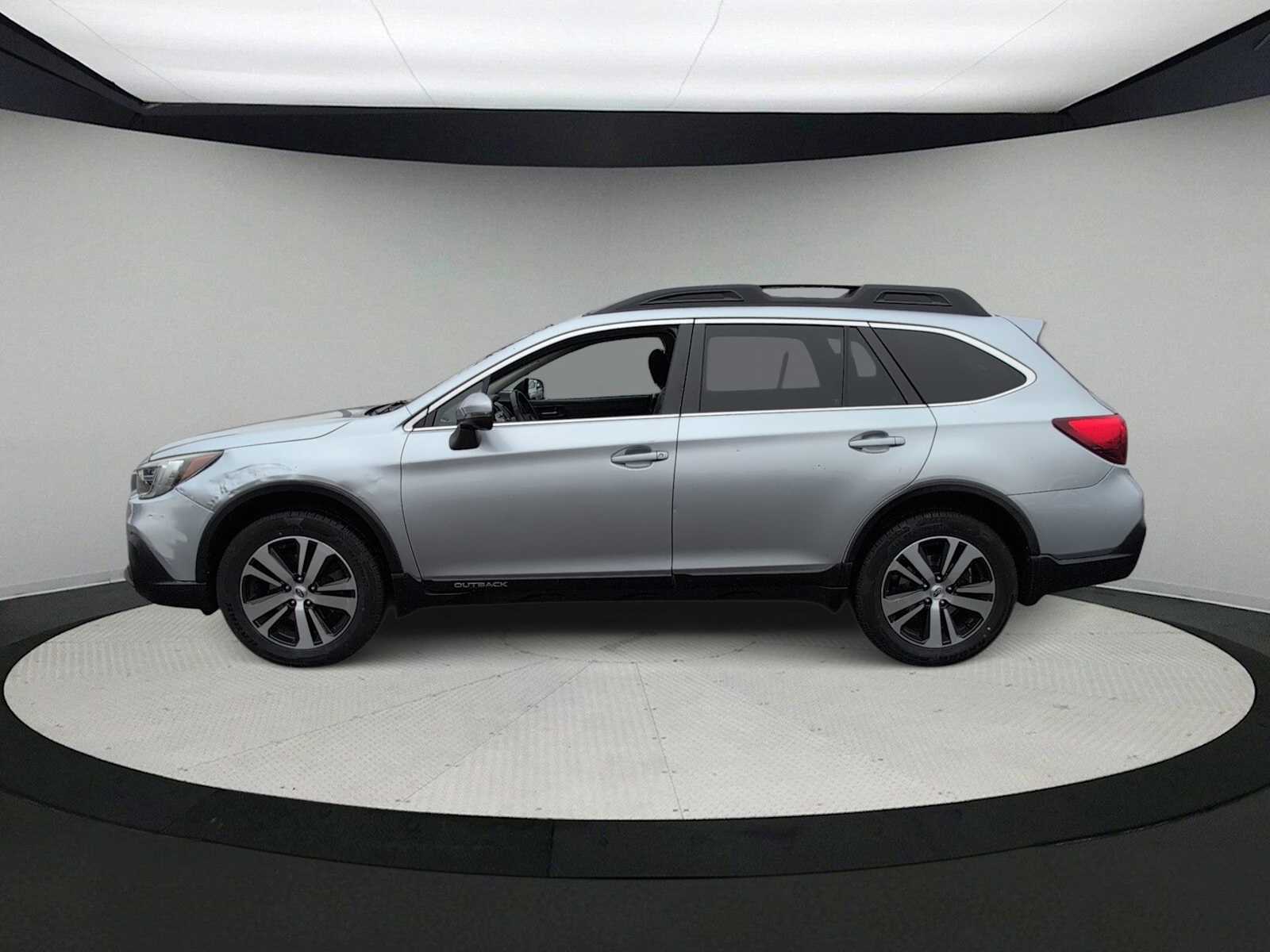 Thumbnail: 2018 Subaru Outback - 5