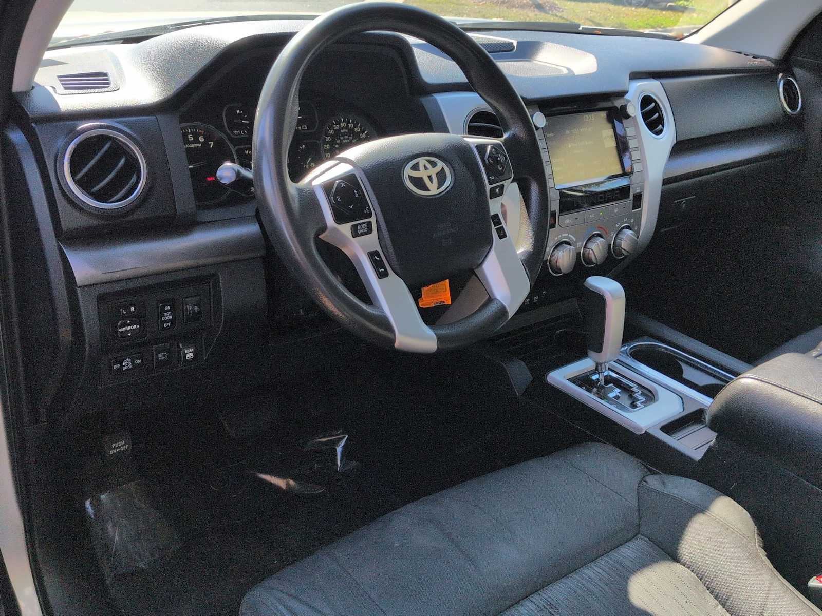 Thumbnail: 2020 Toyota Tundra - 16