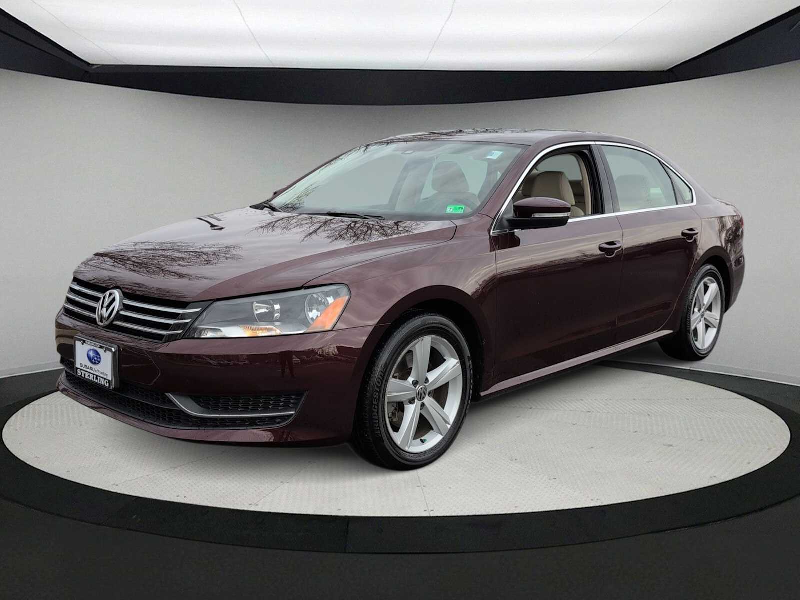 Thumbnail: 2013 Volkswagen Passat - 4