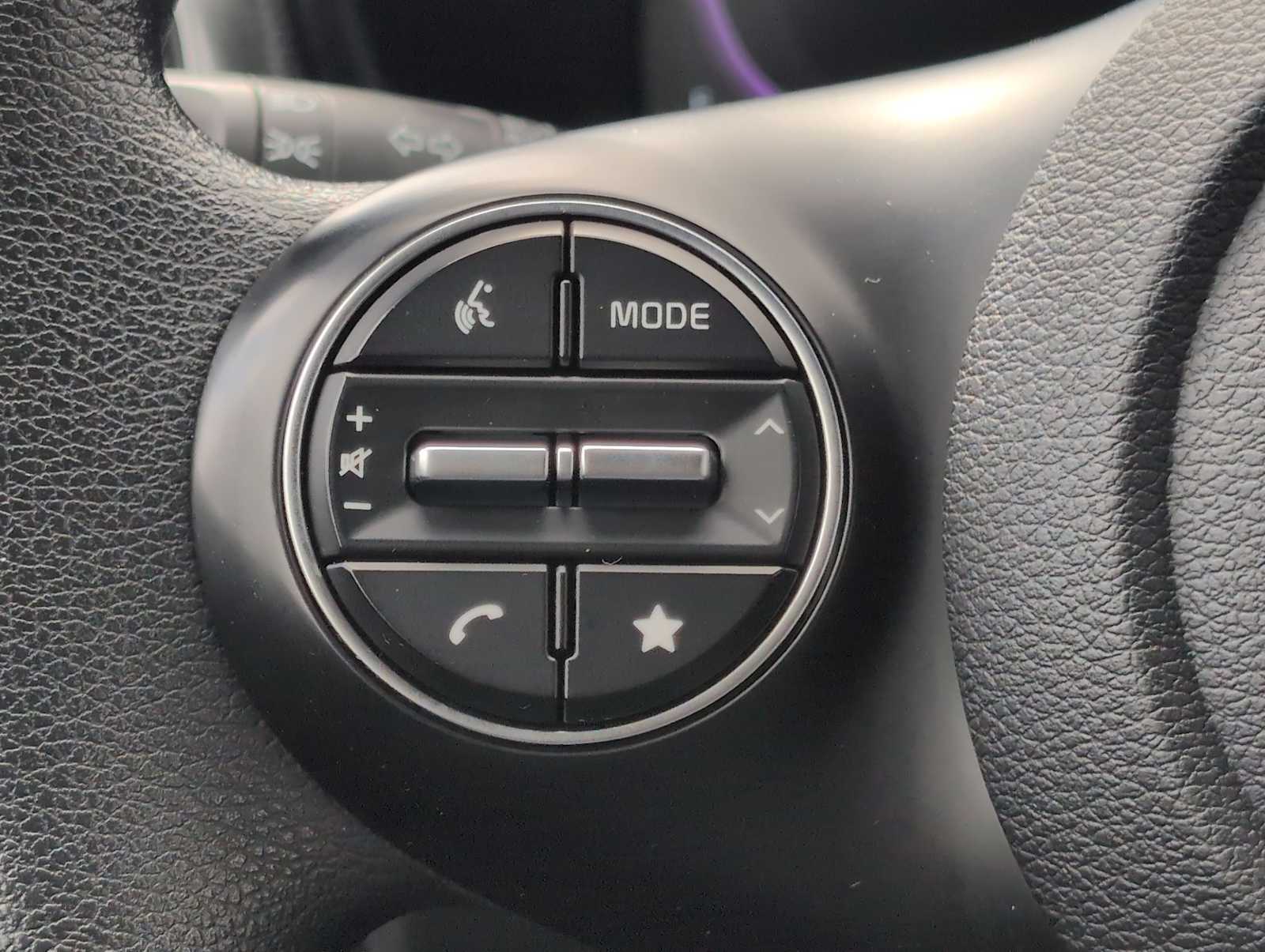 Thumbnail: 2023 Kia Soul - 23