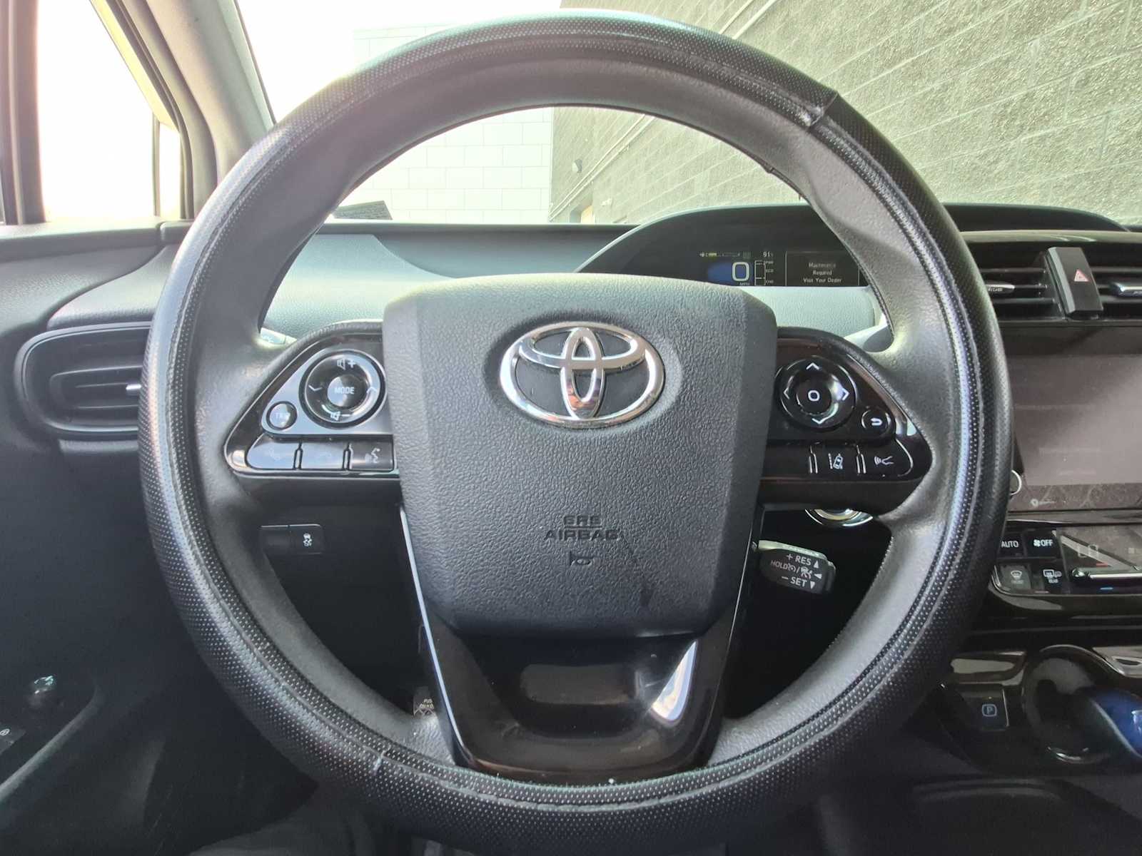 2022 Toyota Prius L Eco - Photo 21