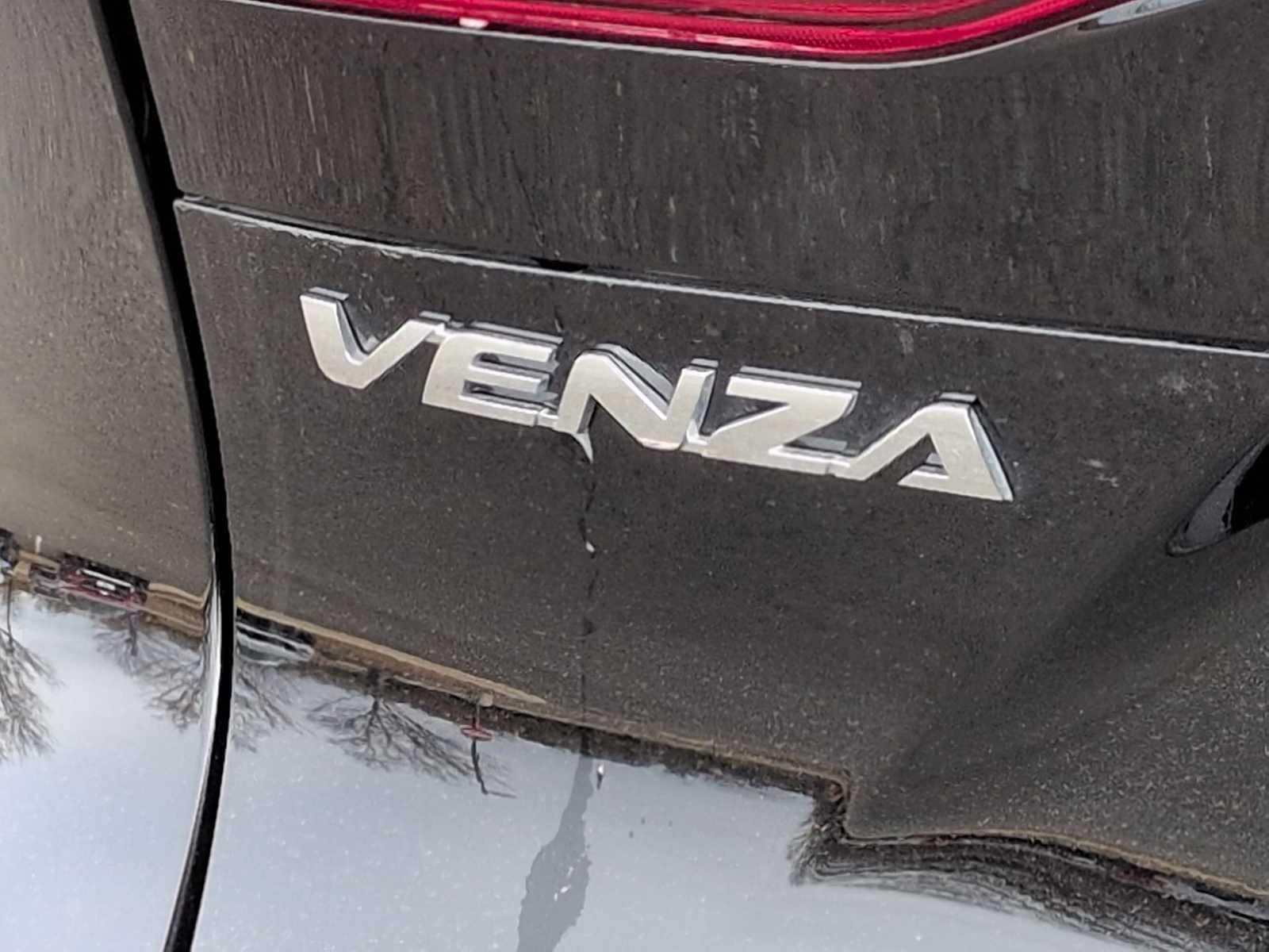 Thumbnail: 2022 Toyota Venza - 12