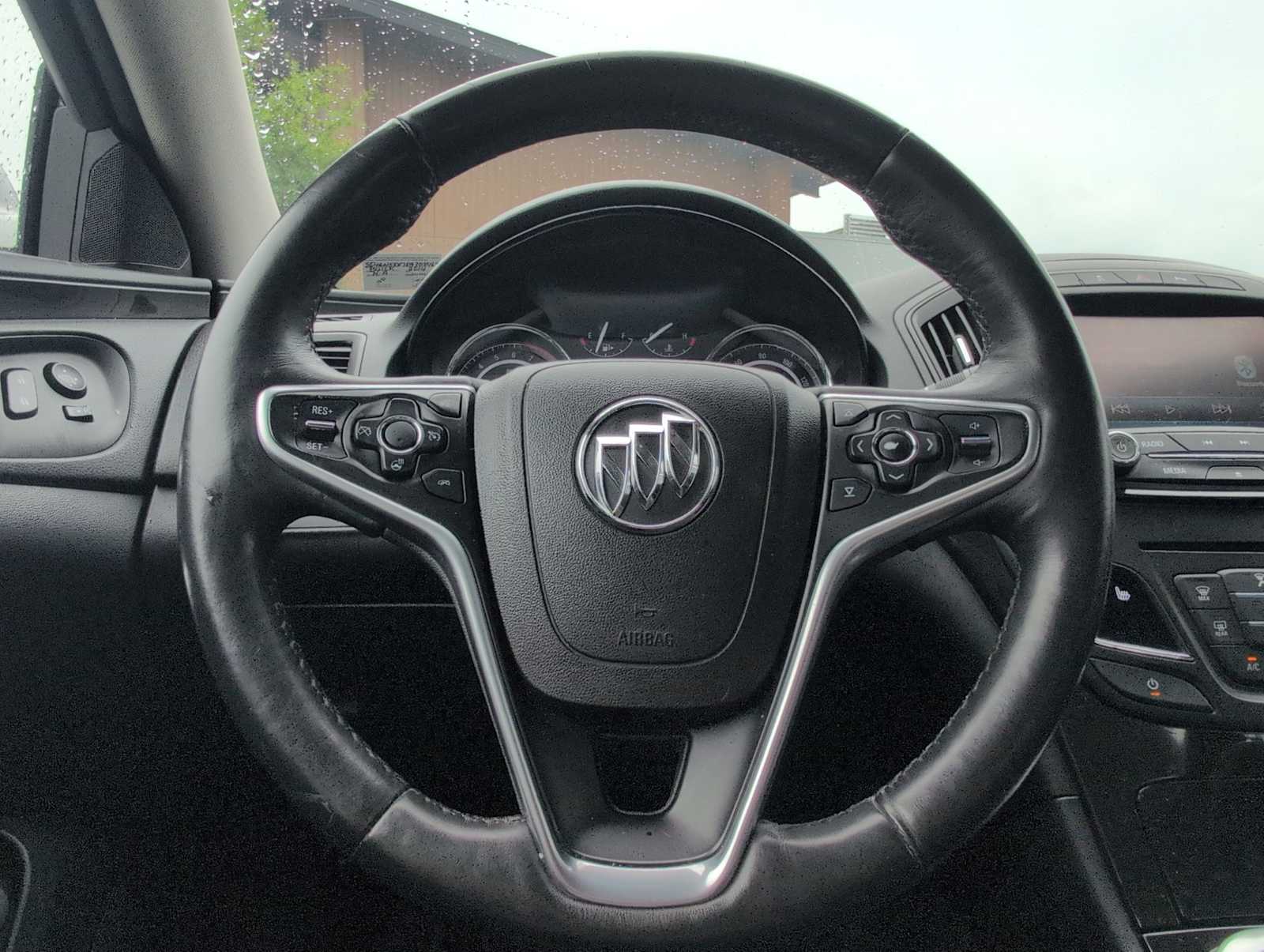 Thumbnail: 2014 Buick Regal - 20