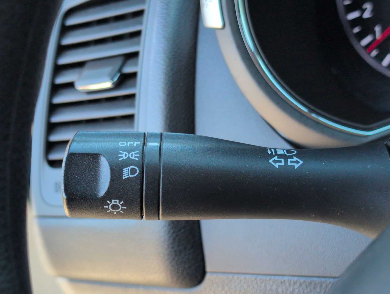 Thumbnail: 2012 Nissan Murano - 26