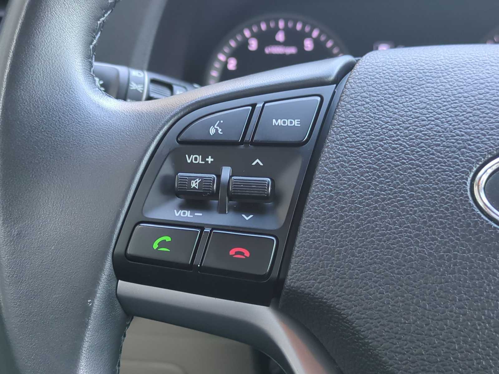 Thumbnail: 2018 Hyundai Tucson - 25