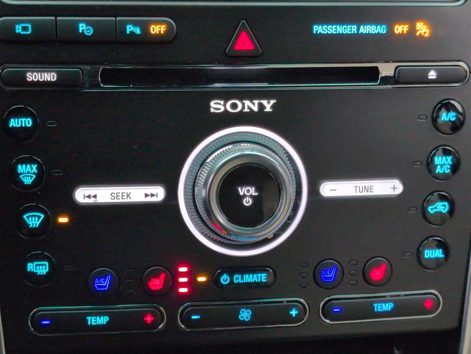 Thumbnail: 2016 Ford Explorer - 29