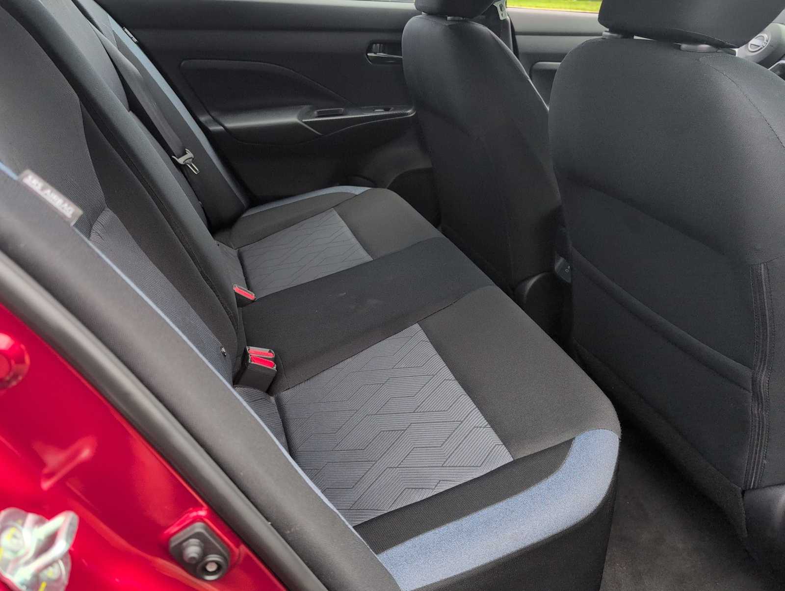 2025 Nissan Versa Sedan SV - Photo 18