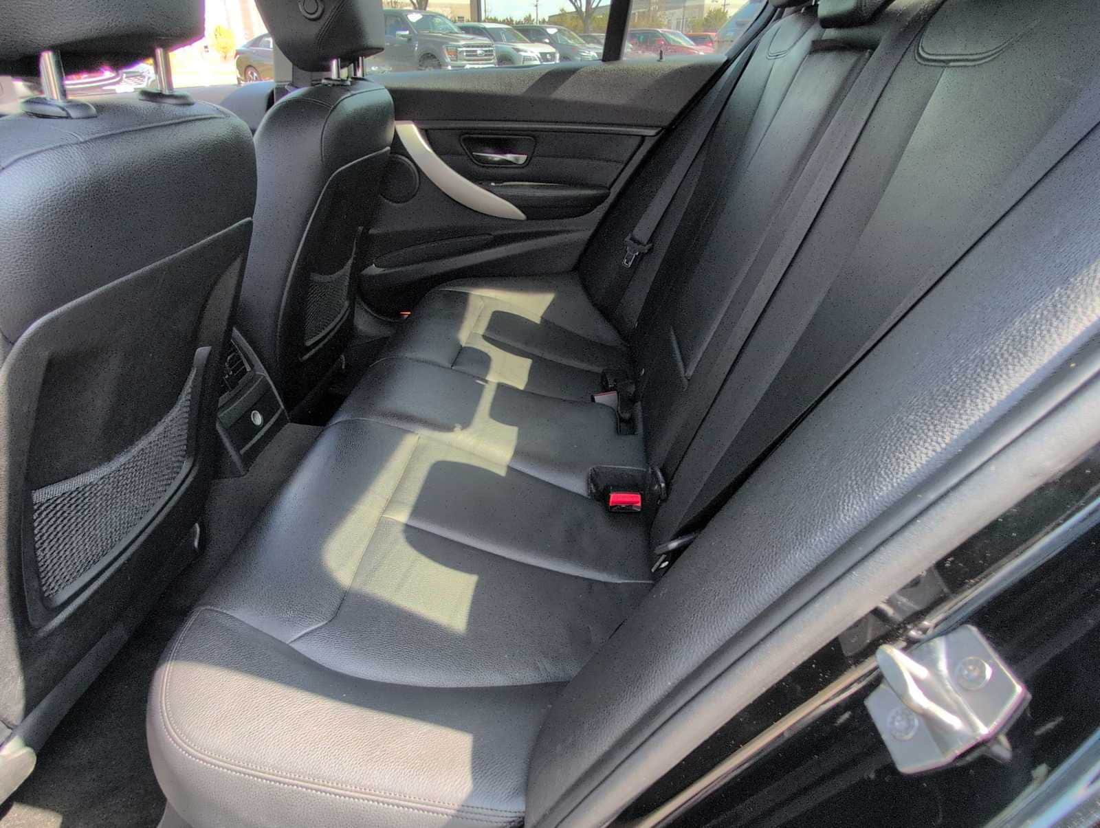 Thumbnail: 2014 BMW 3 Series - 18