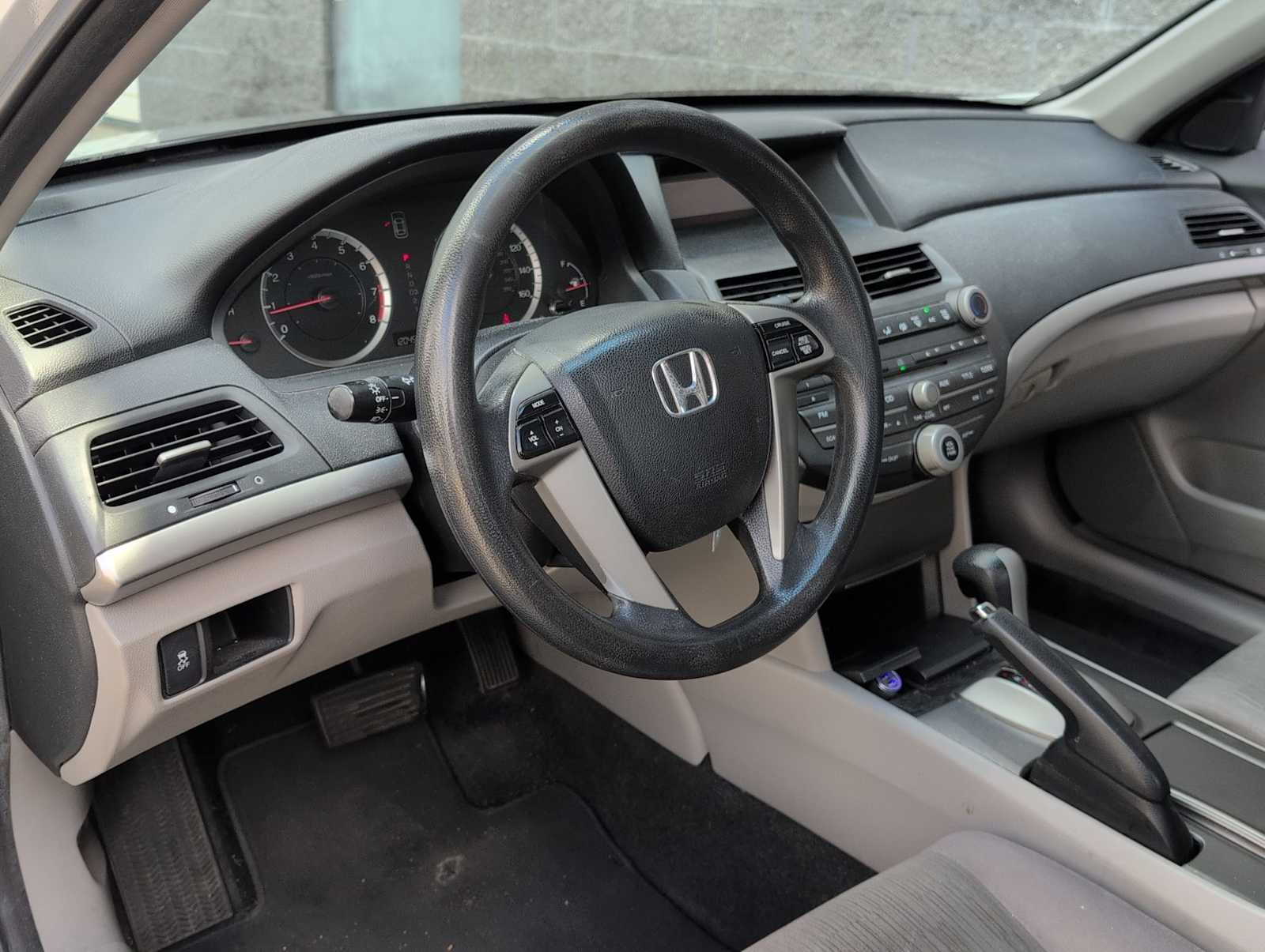 Thumbnail: 2011 Honda Accord - 10