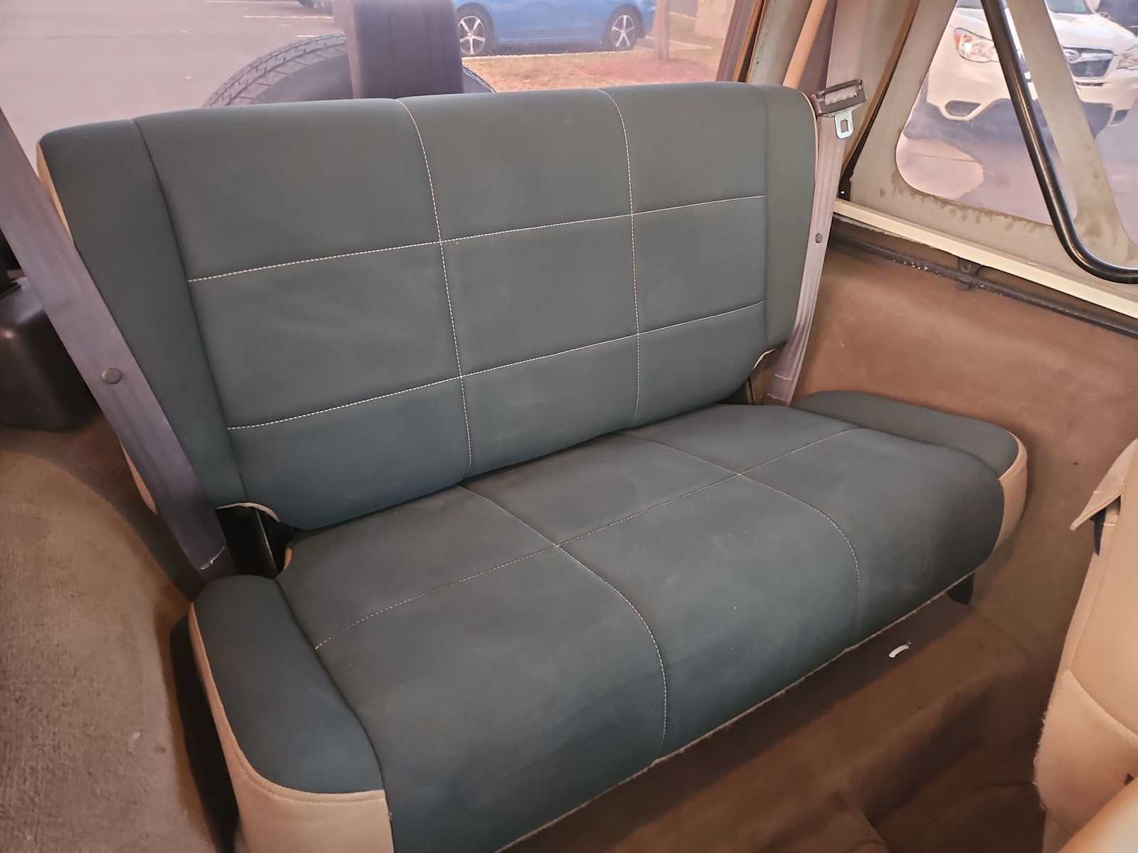 Thumbnail: 2000 Jeep Wrangler - 19