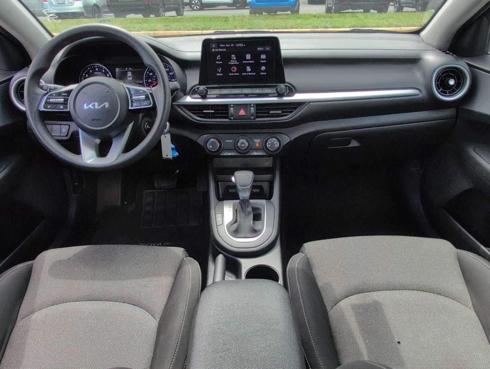 Thumbnail: 2023 Kia Forte - 15