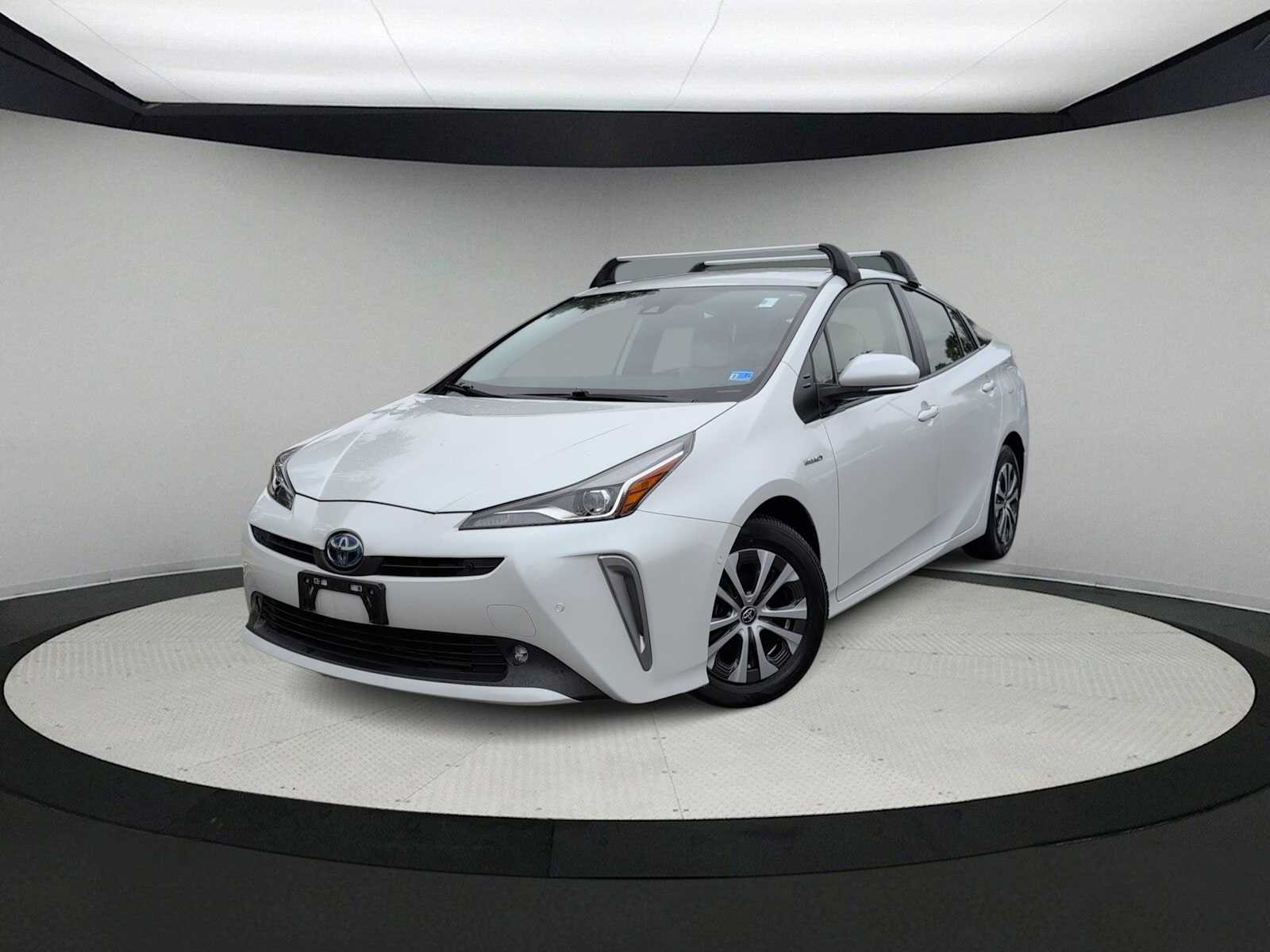 Thumbnail: 2022 Toyota Prius - 1