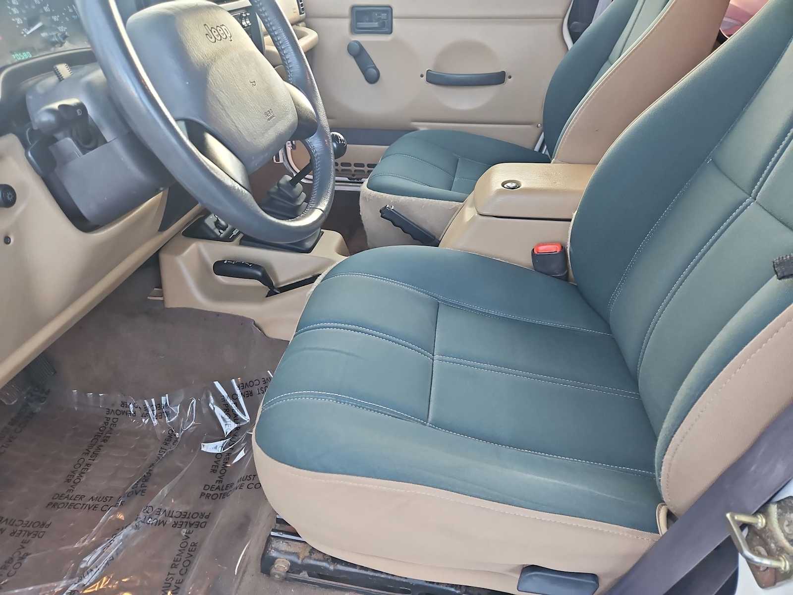 Thumbnail: 2000 Jeep Wrangler - 16