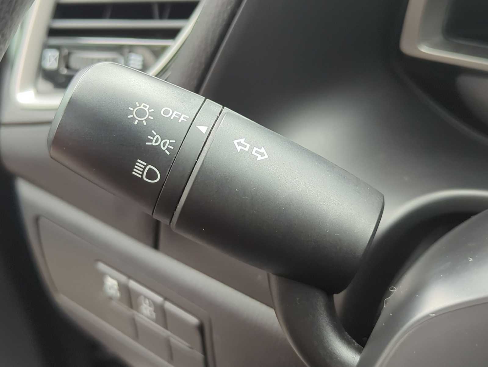 Thumbnail: 2015 Mazda Mazda3 - 26