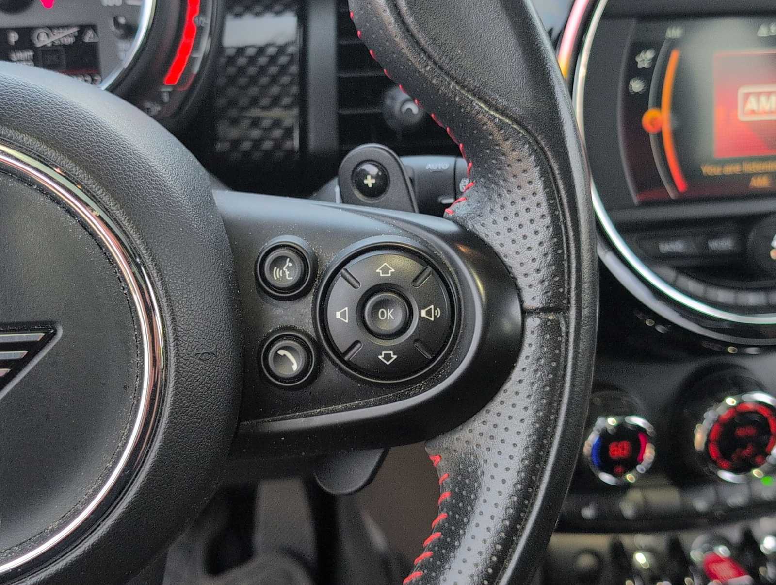 Thumbnail: 2020 MINI Cooper Hardtop - 23