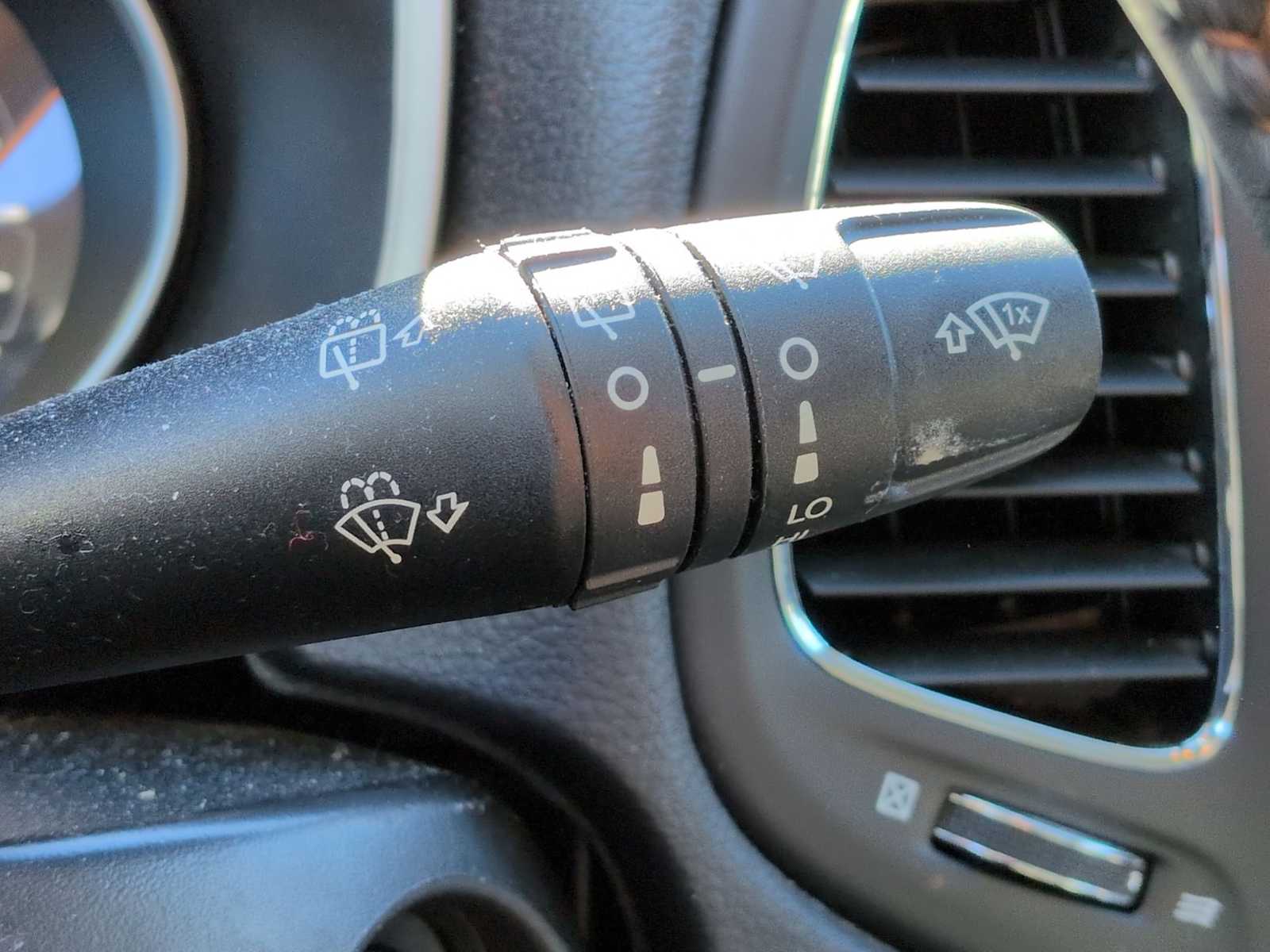 Thumbnail: 2019 Jeep Compass - 26