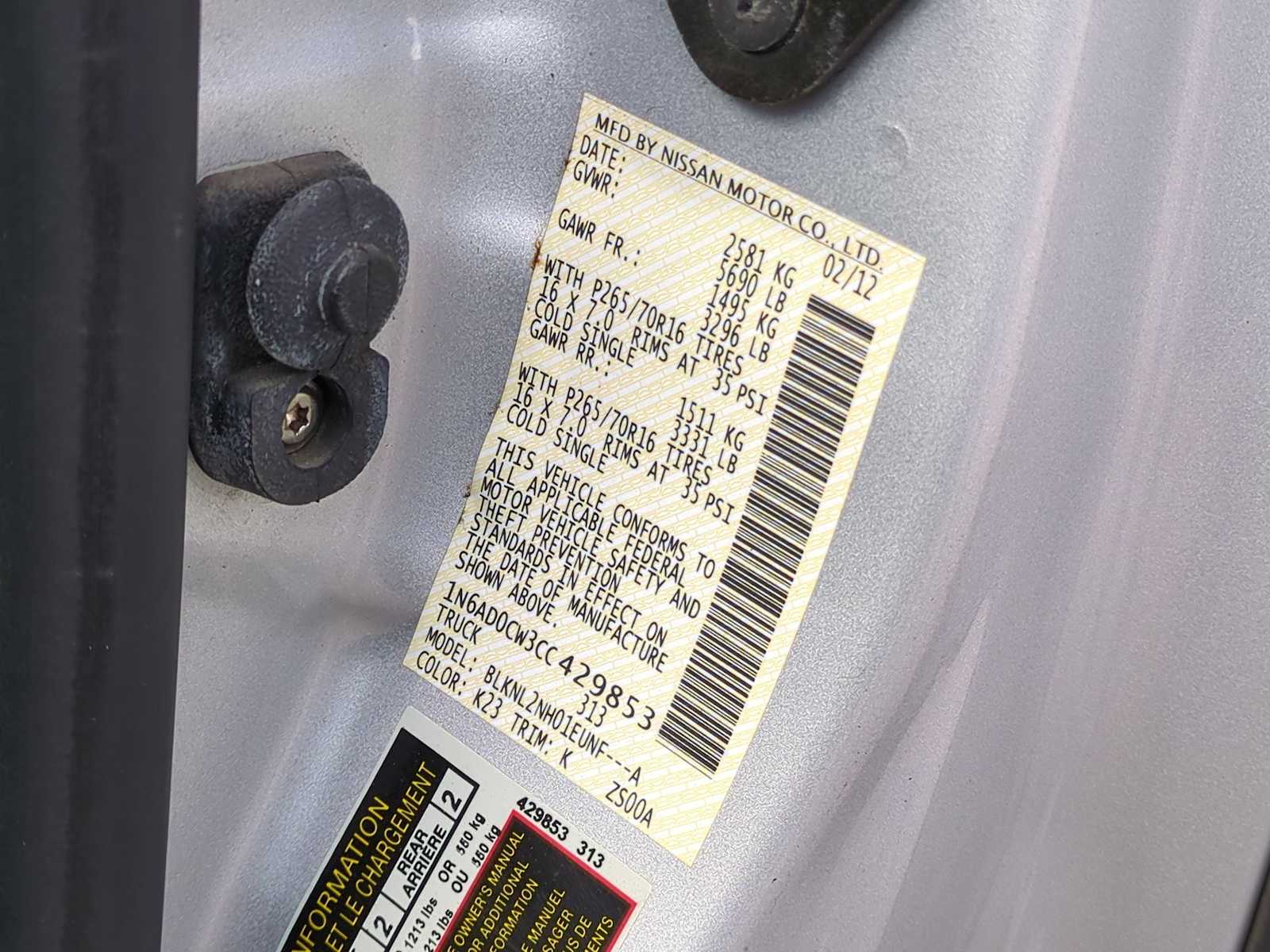2012 Nissan Frontier SV 27