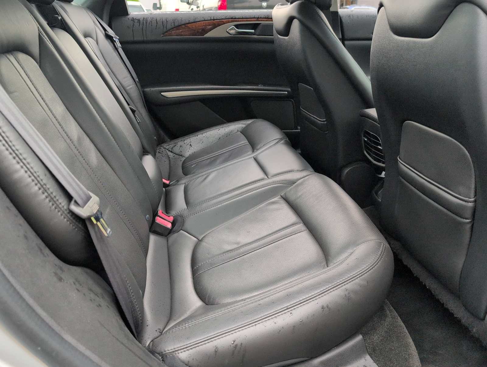 Thumbnail: 2014 Lincoln MKZ - 20