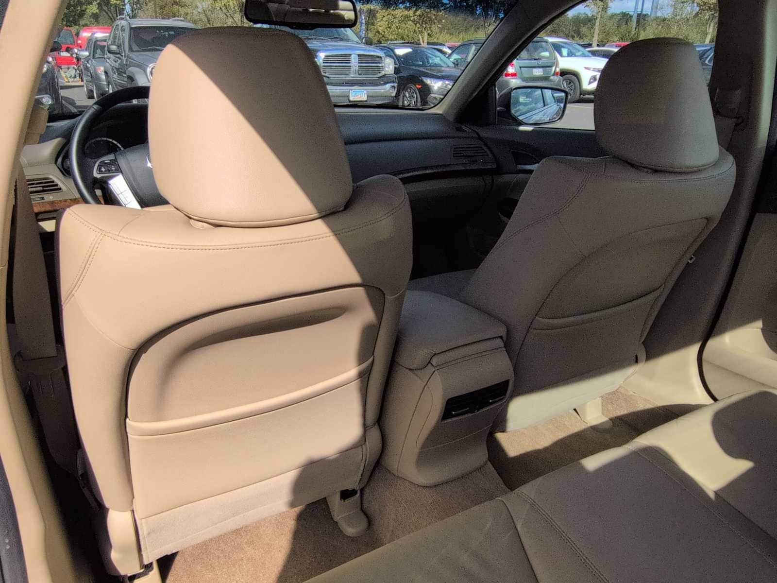 Thumbnail: 2010 Honda Accord - 18