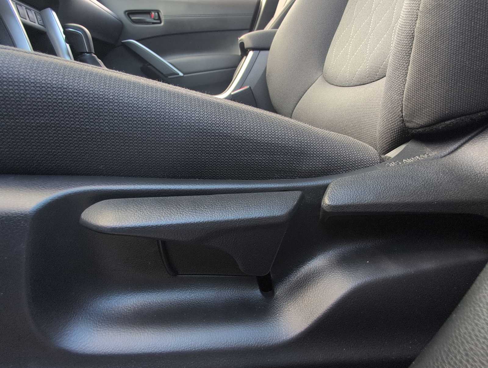 Thumbnail: 2024 Toyota Corolla Cross - 18