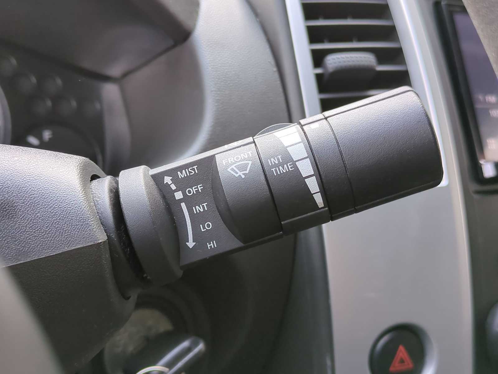 2012 Nissan Frontier SV 18