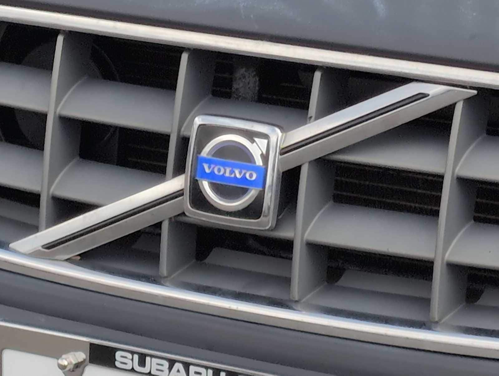 Thumbnail: 2005 Volvo XC70 - 12