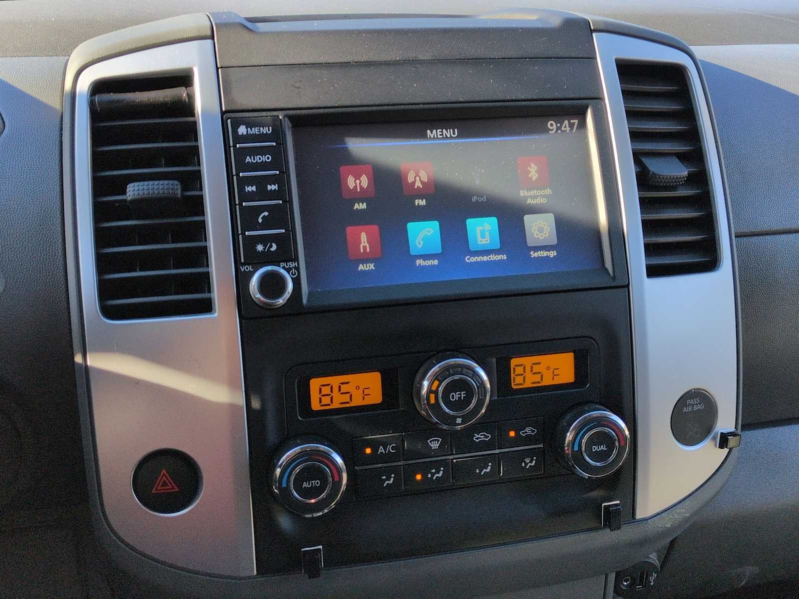 Thumbnail: 2021 Nissan Frontier - 28