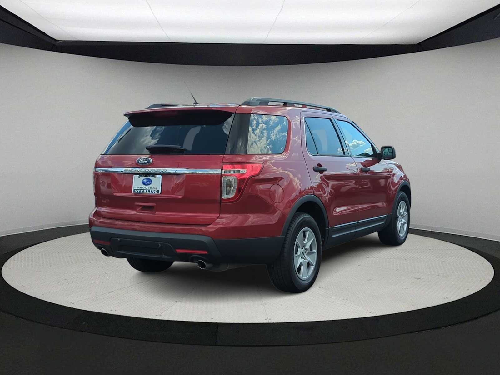 Thumbnail: 2013 Ford Explorer - 8