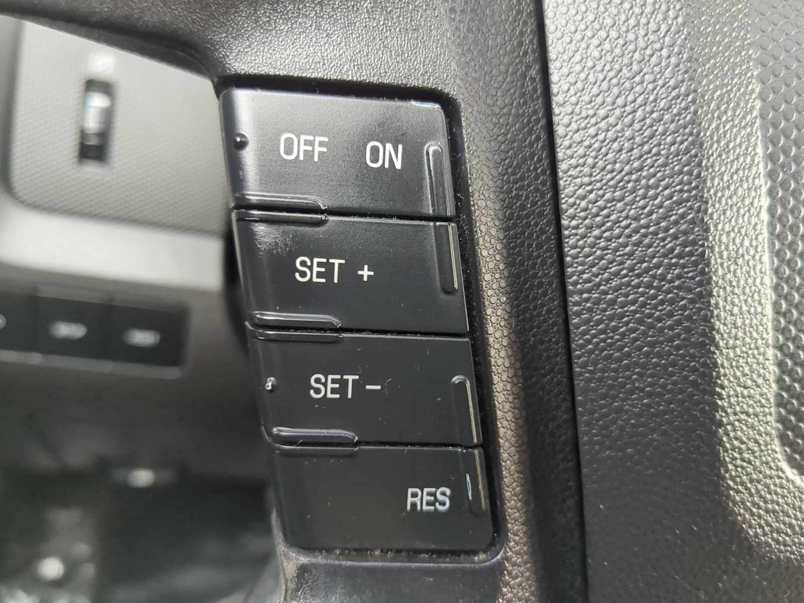 Thumbnail: 2010 Ford Escape - 25