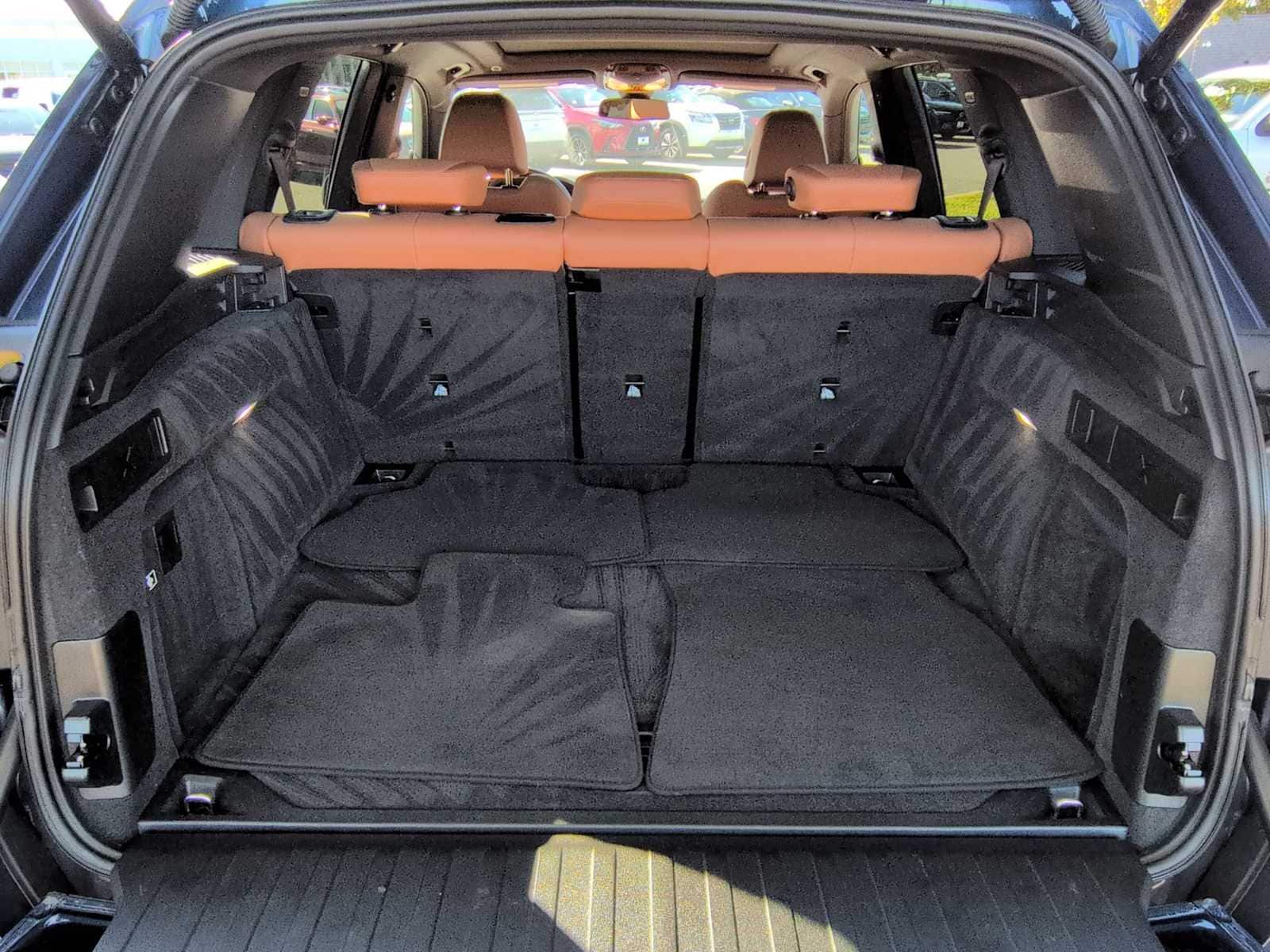 Thumbnail: 2022 BMW X5 - 35