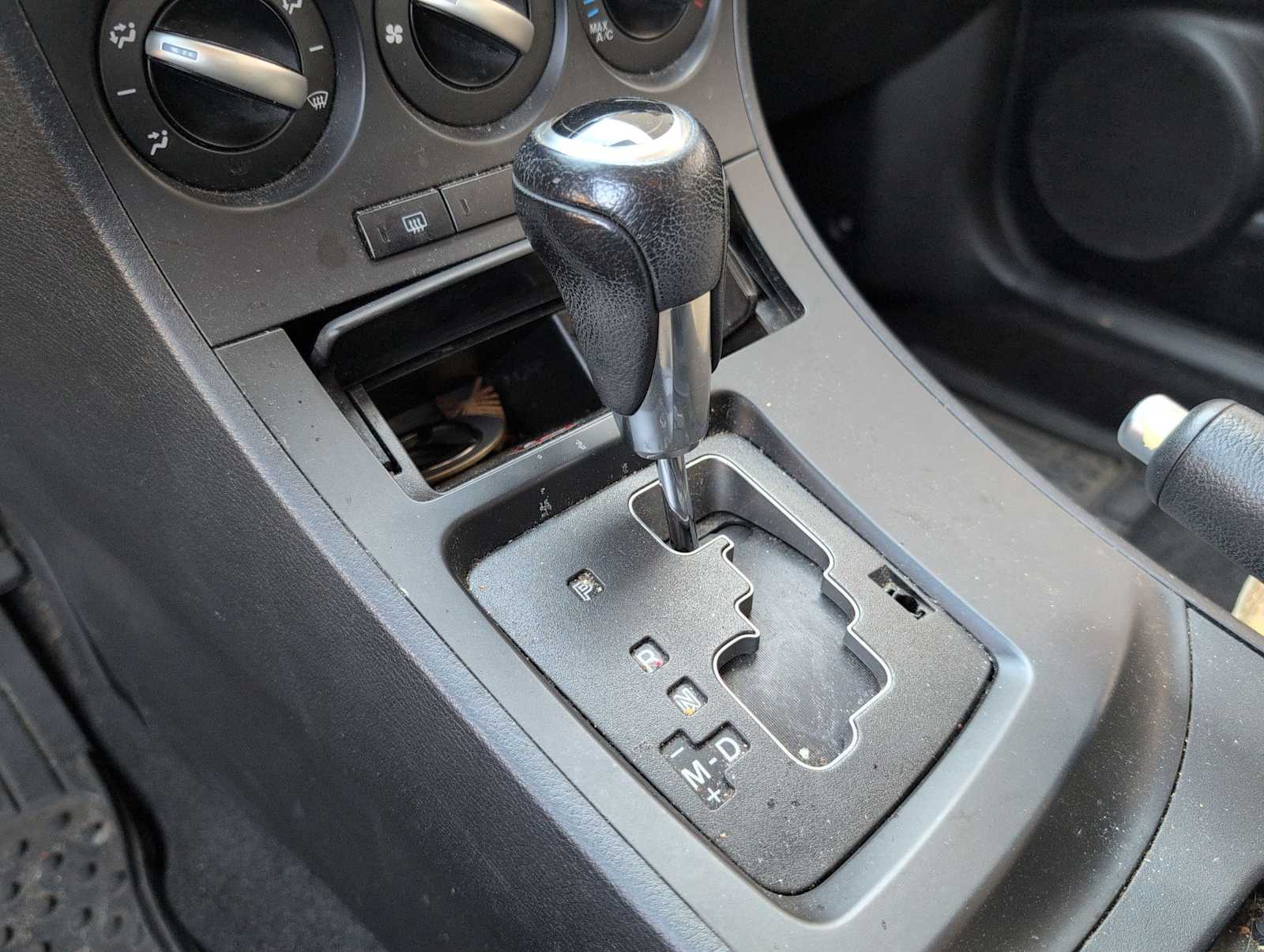 Thumbnail: 2012 Mazda Mazda3 - 27