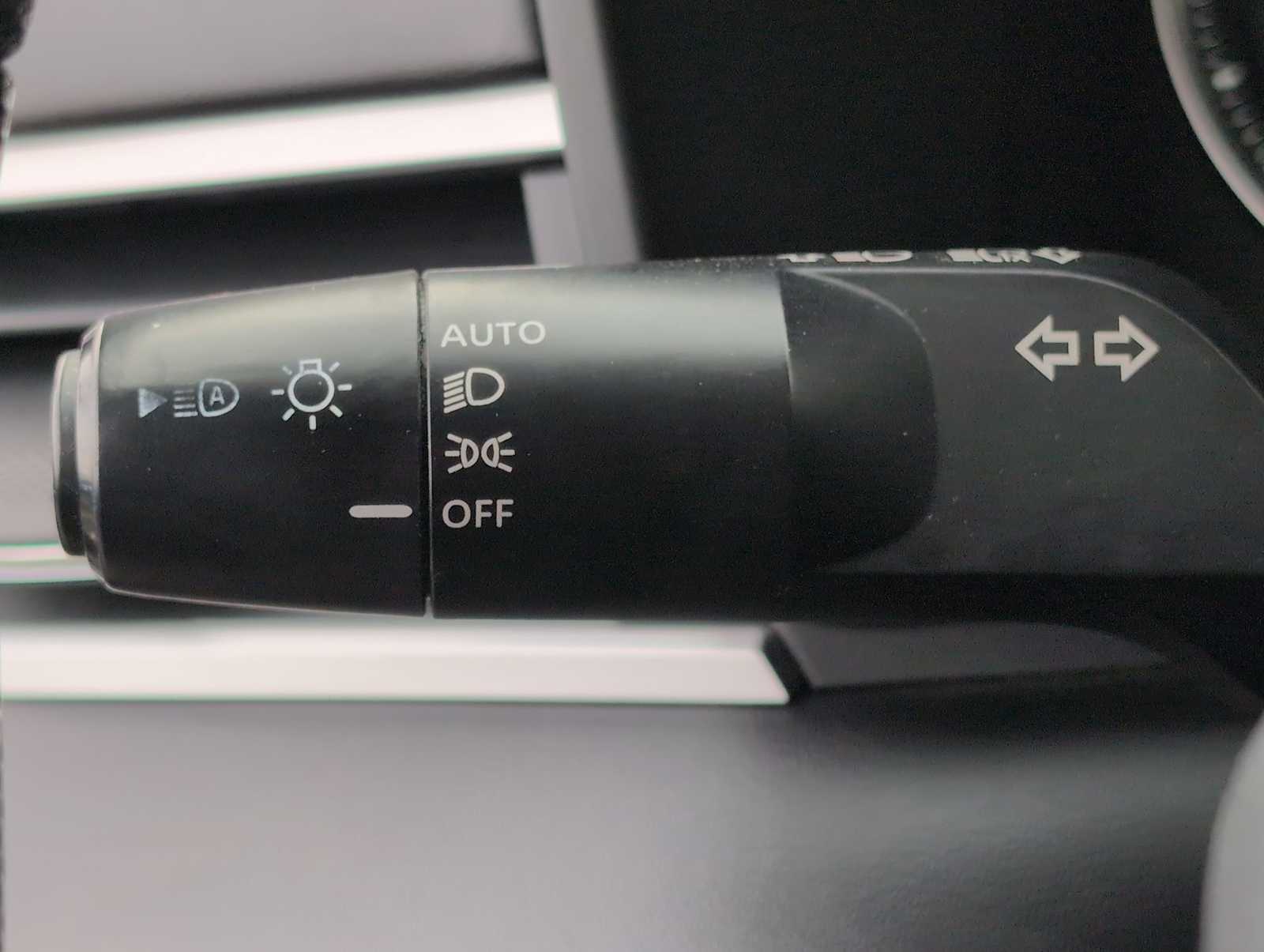 Thumbnail: 2022 Mitsubishi Outlander - 26