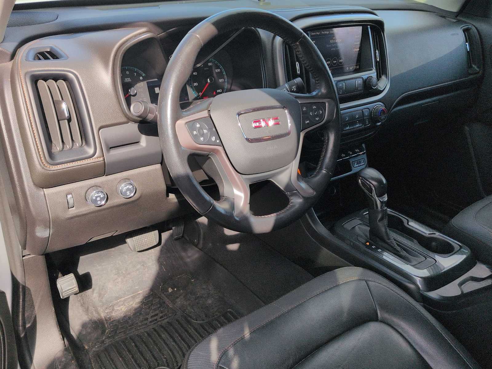 Thumbnail: 2022 GMC Canyon - 16
